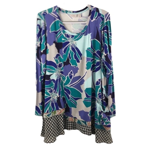 Logo by Lori Goldstein Printed Tunic with Asymmetrical Hem - Picture 2 of 10